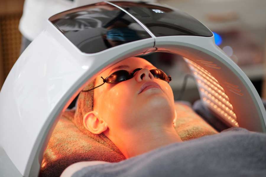 Limpieza facial en barcelona con terapia led